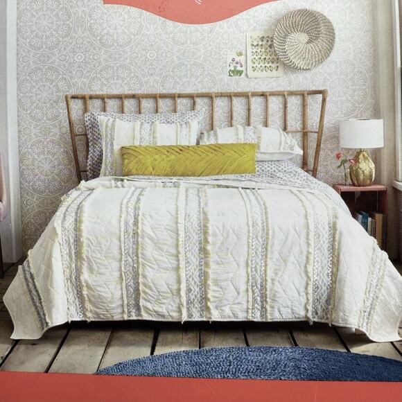 Opalhouse Moroccan Wedding Quilt Comforter Full Queen Cream Sequin Embroidered - Picture 4 of 8